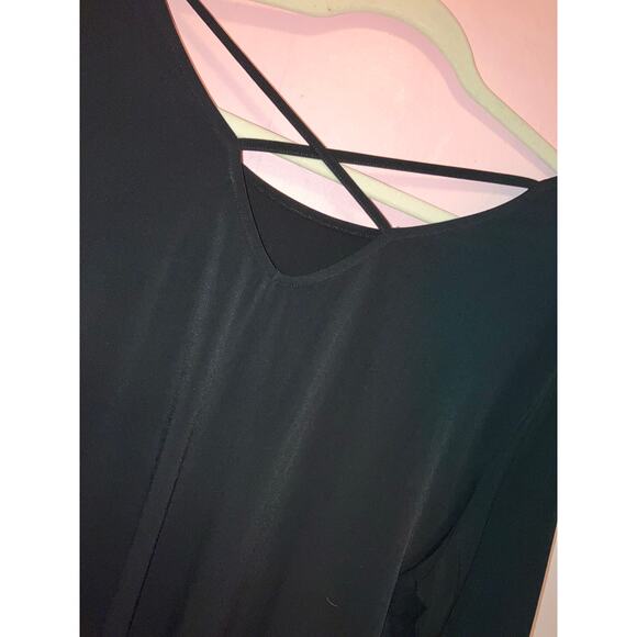 The limited black bell sleeve blouse size 1X - Picture 6 of 7